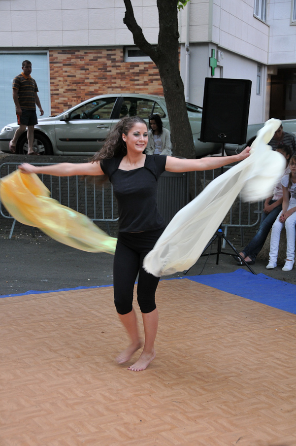 Maison de Quartier Champs Elysees Evry - Danse Orientale 027.jpg